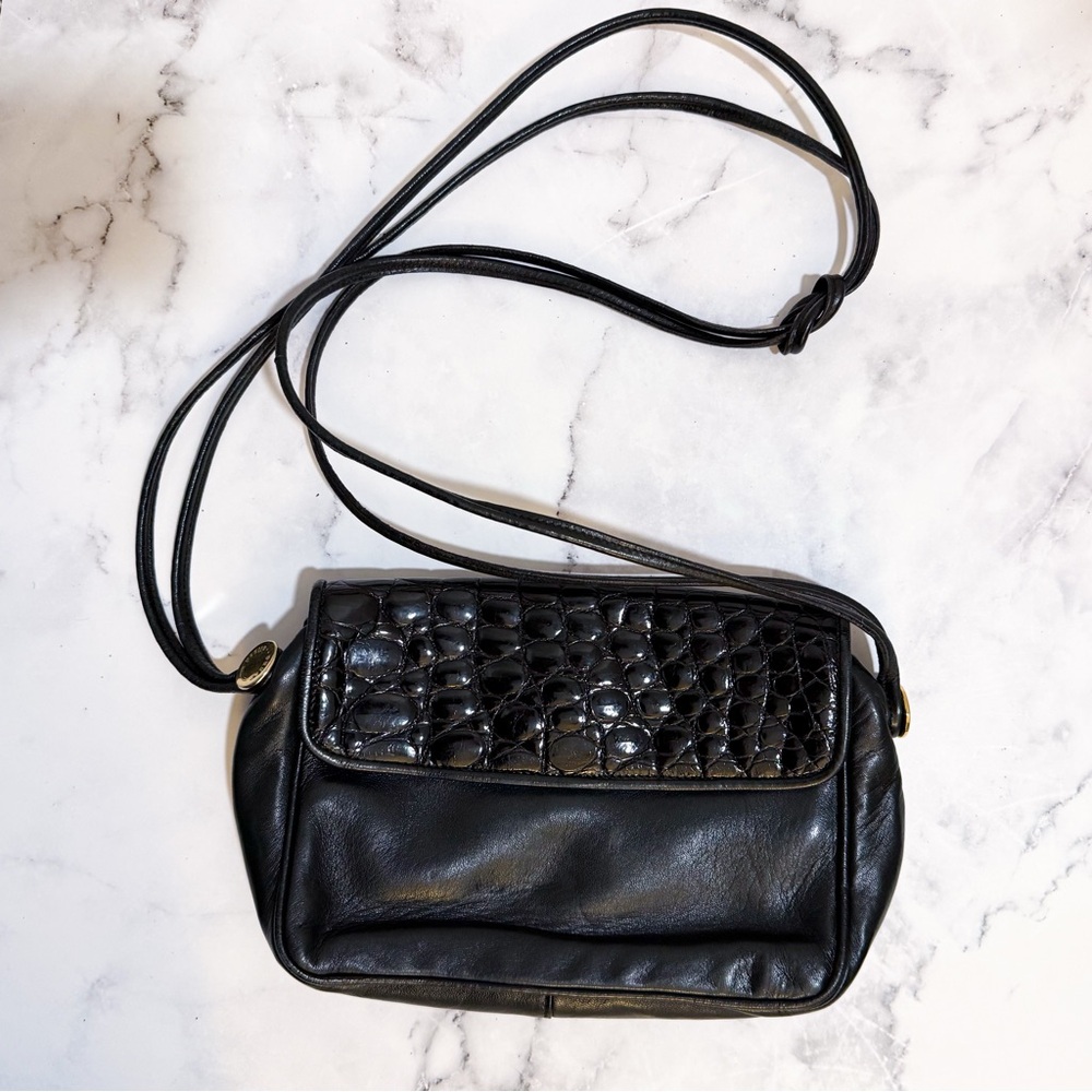 Elegant Black Leather Shoulder Bag Donna Elissa Italian Leather